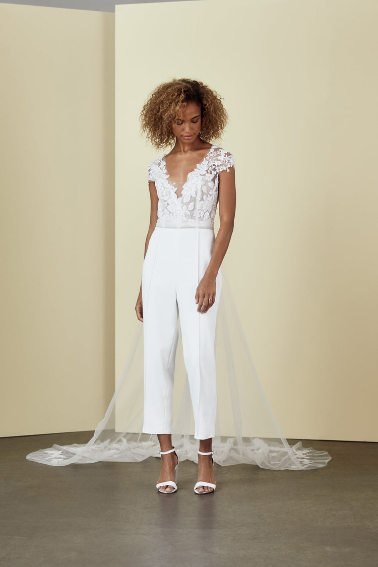 Eddie, dress from Collection Amsale, Fabric: crepe
