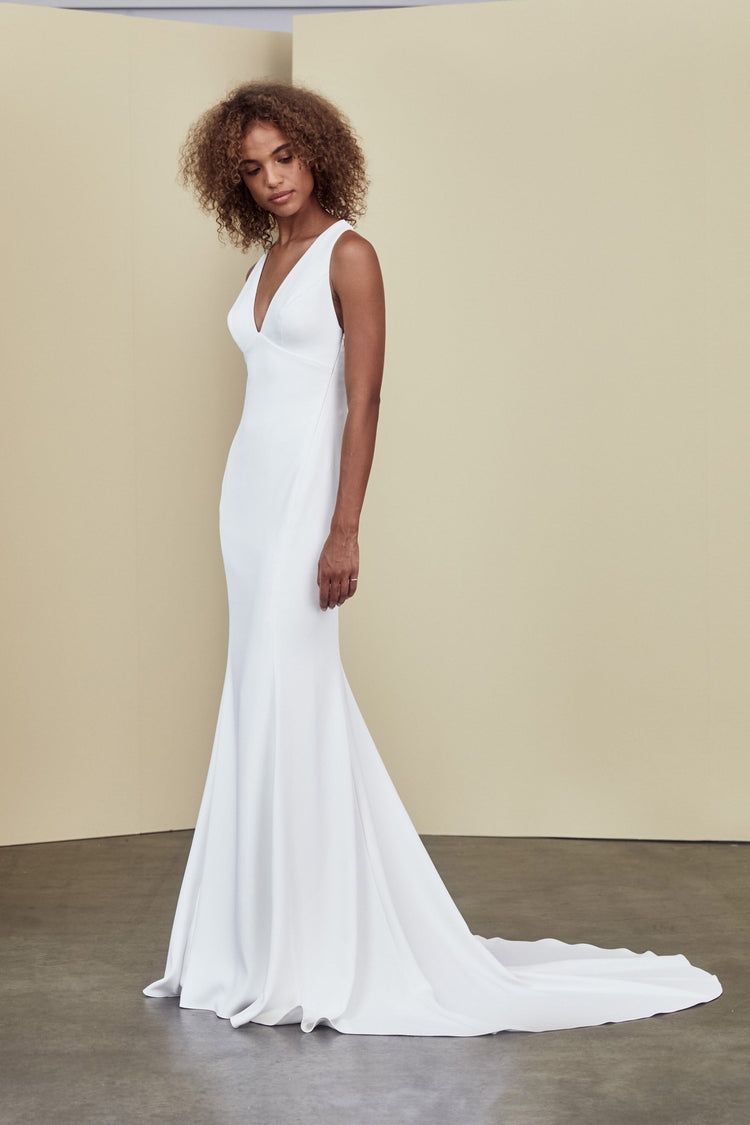 Donna, dress from Collection Amsale, Fabric: crepe