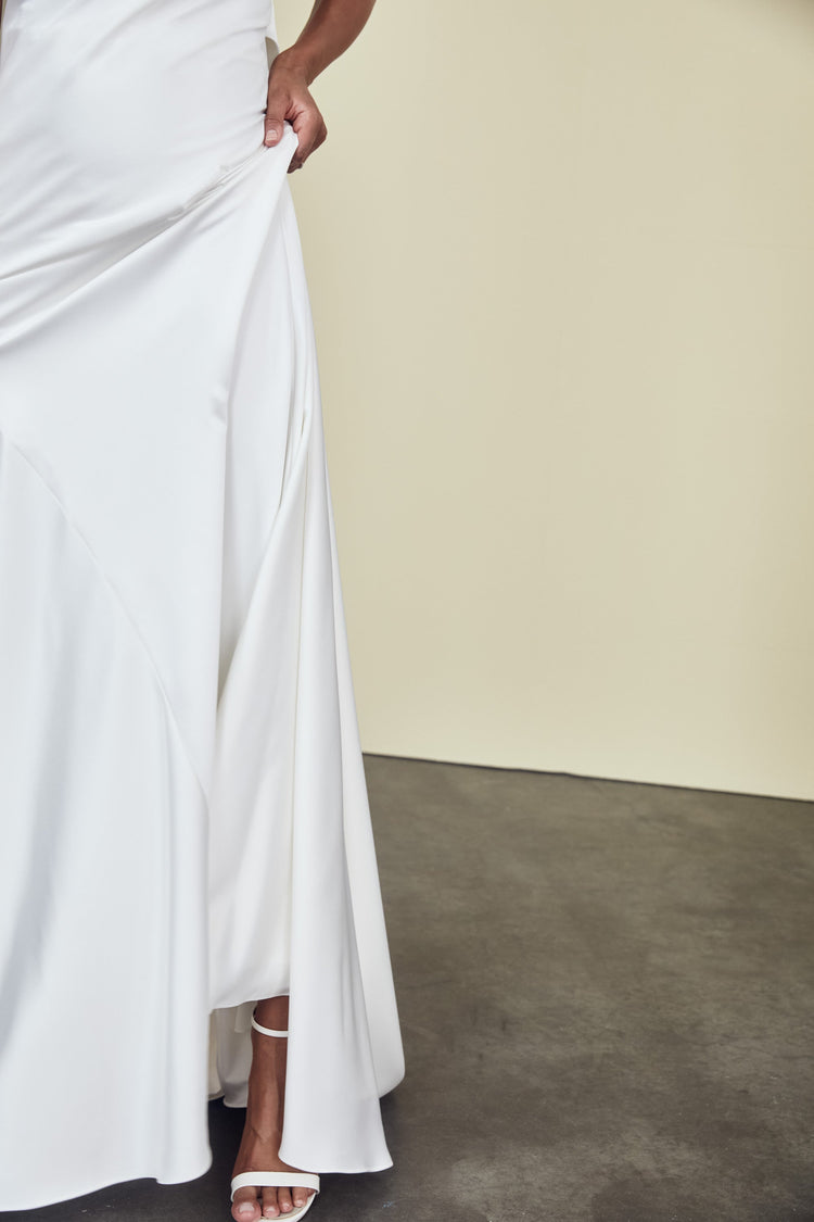 Gavin, dress from Collection Amsale, Fabric: fluid-satin