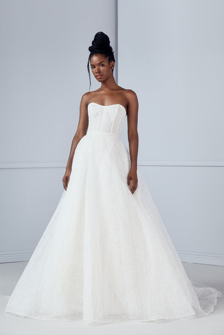 Lakin, dress from Collection Amsale, Fabric: organza