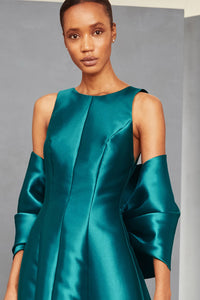 P366M - Mikado Shoulder Wrap