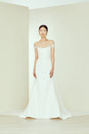Salem, dress from Collection Amsale, Fabric: radzimir