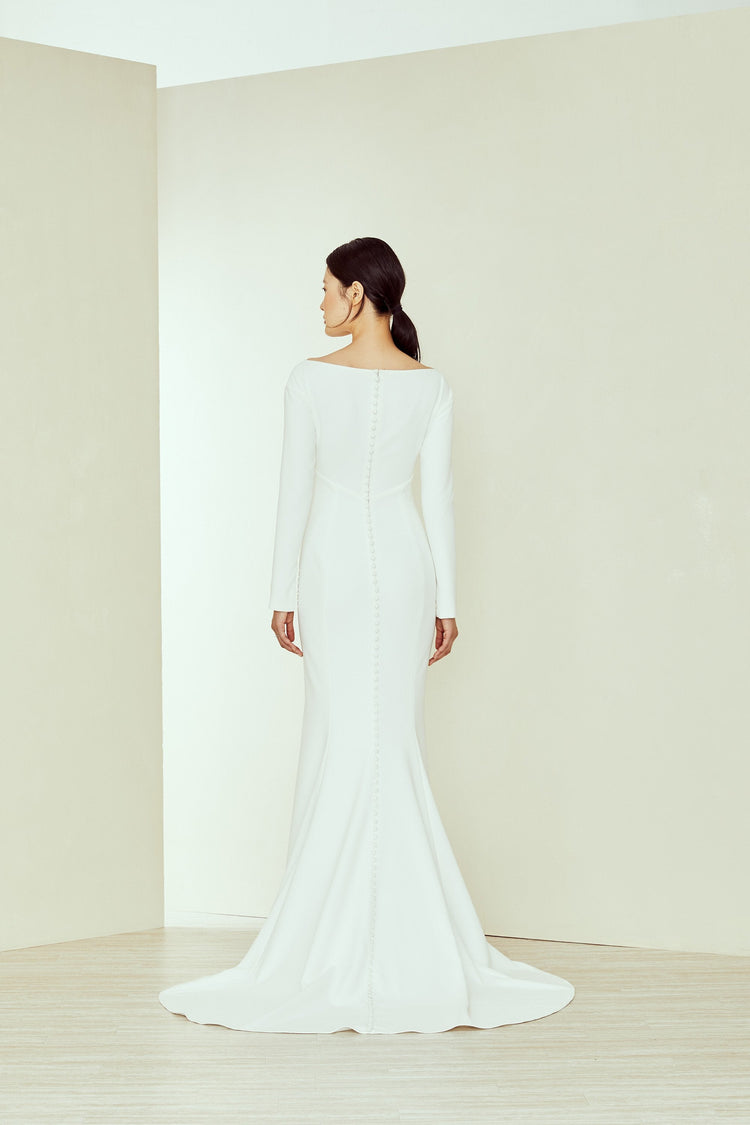 Vika, dress from Collection Amsale, Fabric: crepe