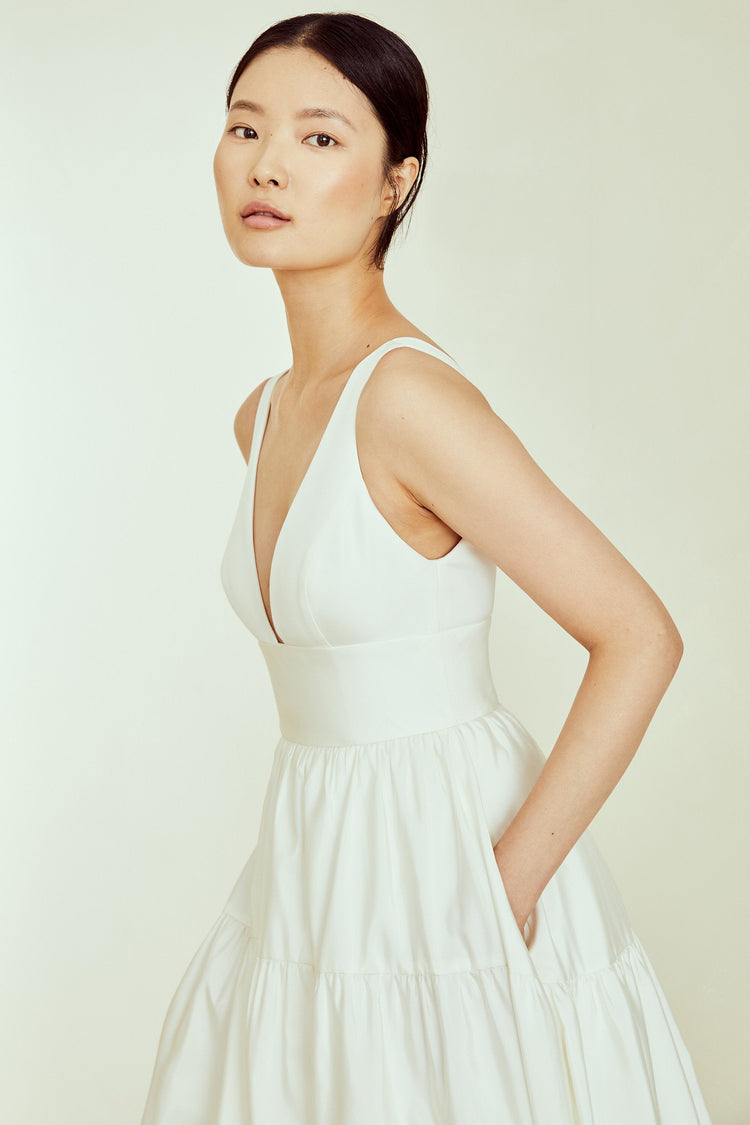 Connor, dress from Collection Amsale, Fabric: faille