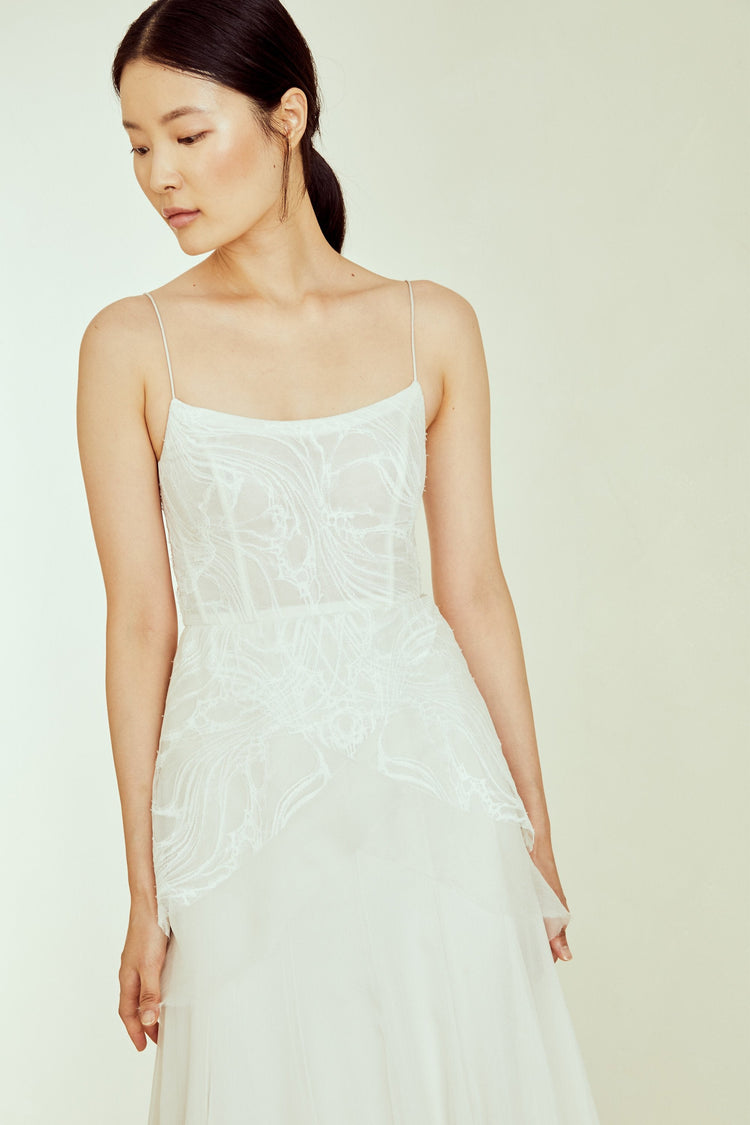 Ari, dress from Collection Amsale, Fabric: chantilly