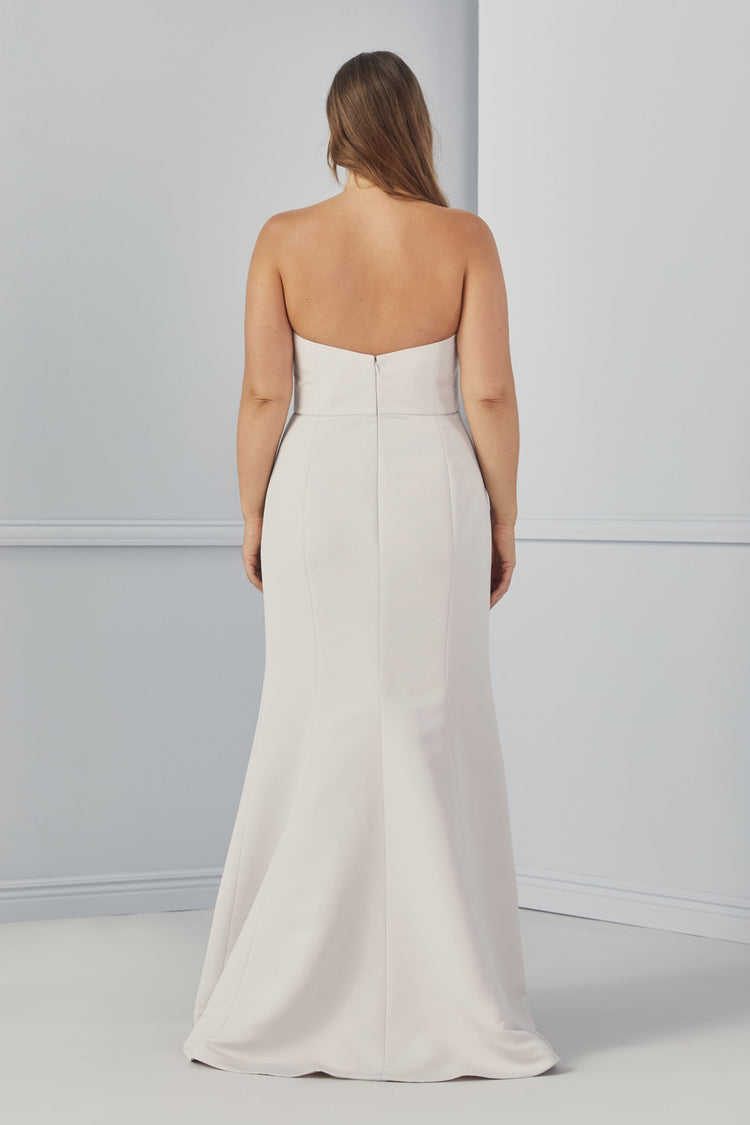 Agnes, dress from Collection Amsale, Fabric: faille